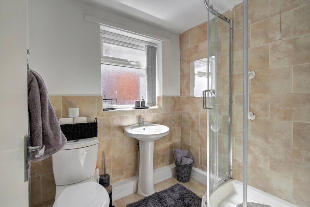 2 Bed House Sleeps 5 The Heart Of ליברפול מראה חיצוני תמונה
