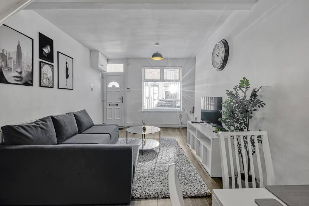 2 Bed House Sleeps 5 The Heart Of ליברפול מראה חיצוני תמונה