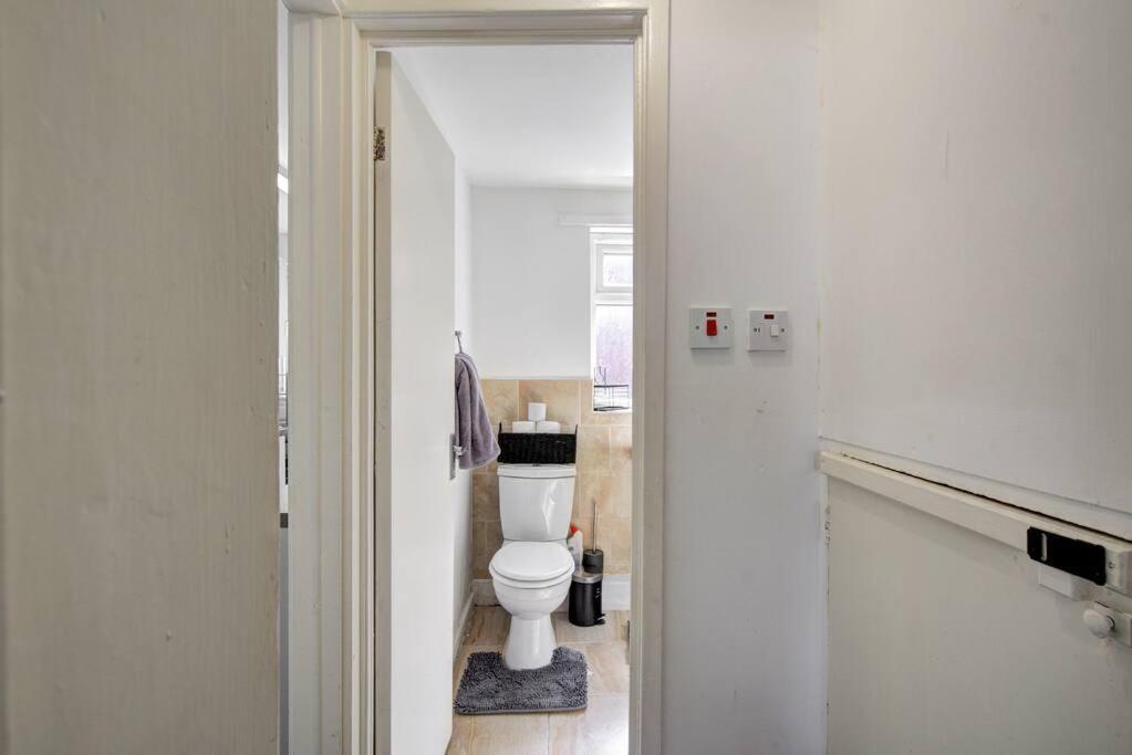 2 Bed House Sleeps 5 The Heart Of ליברפול מראה חיצוני תמונה